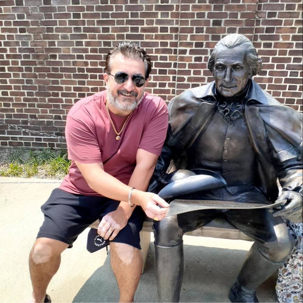 Meet your Posher, Satyam